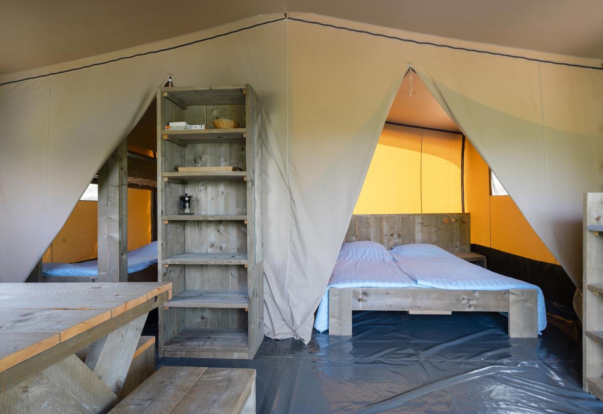 Camping Rcn Val De Cantobre Quarto foto